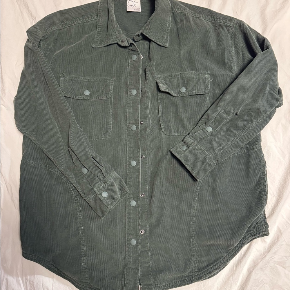 Green corduroy aerie shacket size S